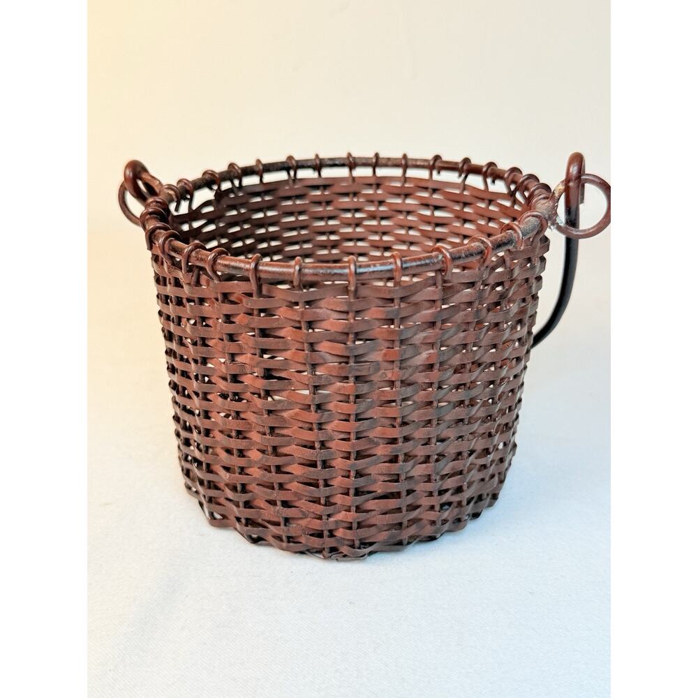 Primitive Burgundy Woven Metal Basket W/ Swing Handle Rustic Farmhouse Decor - Picture 5 of 11